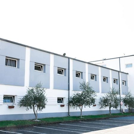 Best Hotel Bordeaux Sud ヴィルナーヴ・ドルノン エクステリア 写真