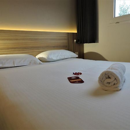 Best Hotel Bordeaux Sud ヴィルナーヴ・ドルノン エクステリア 写真