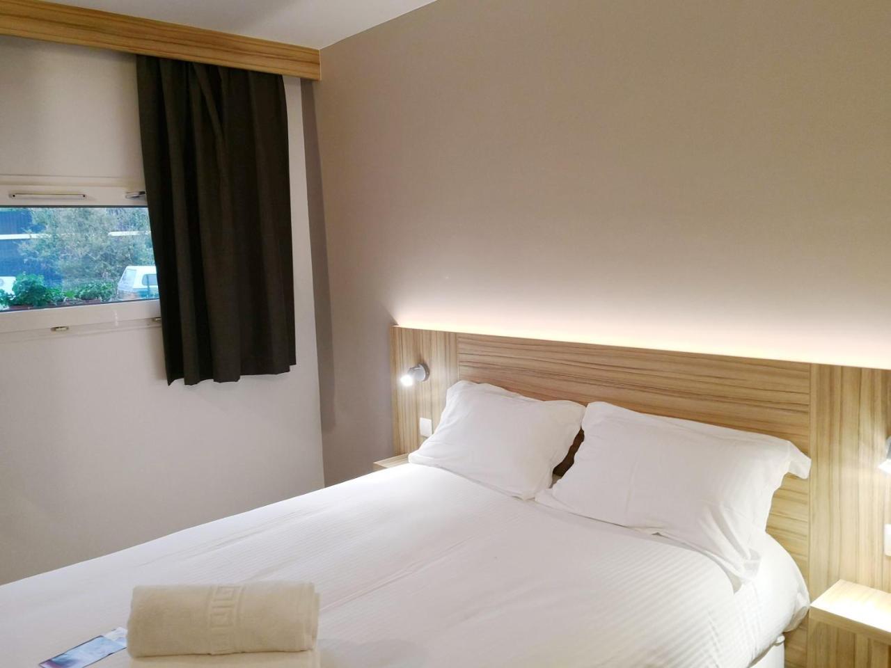 Best Hotel Bordeaux Sud ヴィルナーヴ・ドルノン エクステリア 写真